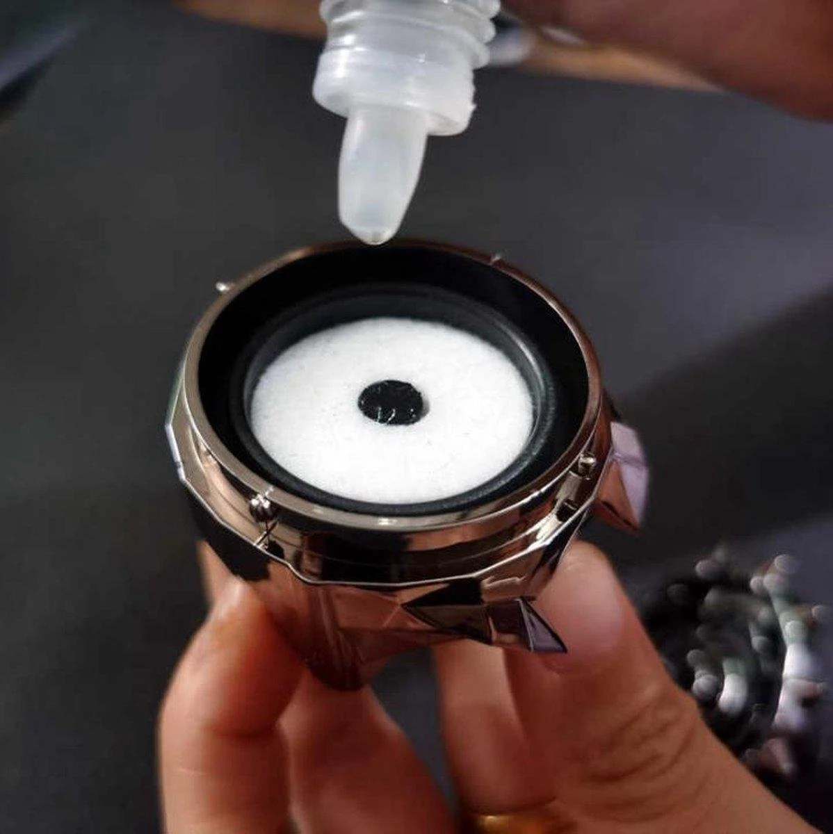 Somstyle Luxe Autoparfum - Zoete Geur Auto - Luchtverfrisser – Rendier – Zwart 3 Somstyle Luxe Autoparfum - Zoete Geur Auto - Luchtverfrisser – Rendier – Zwart - Afbeelding 3