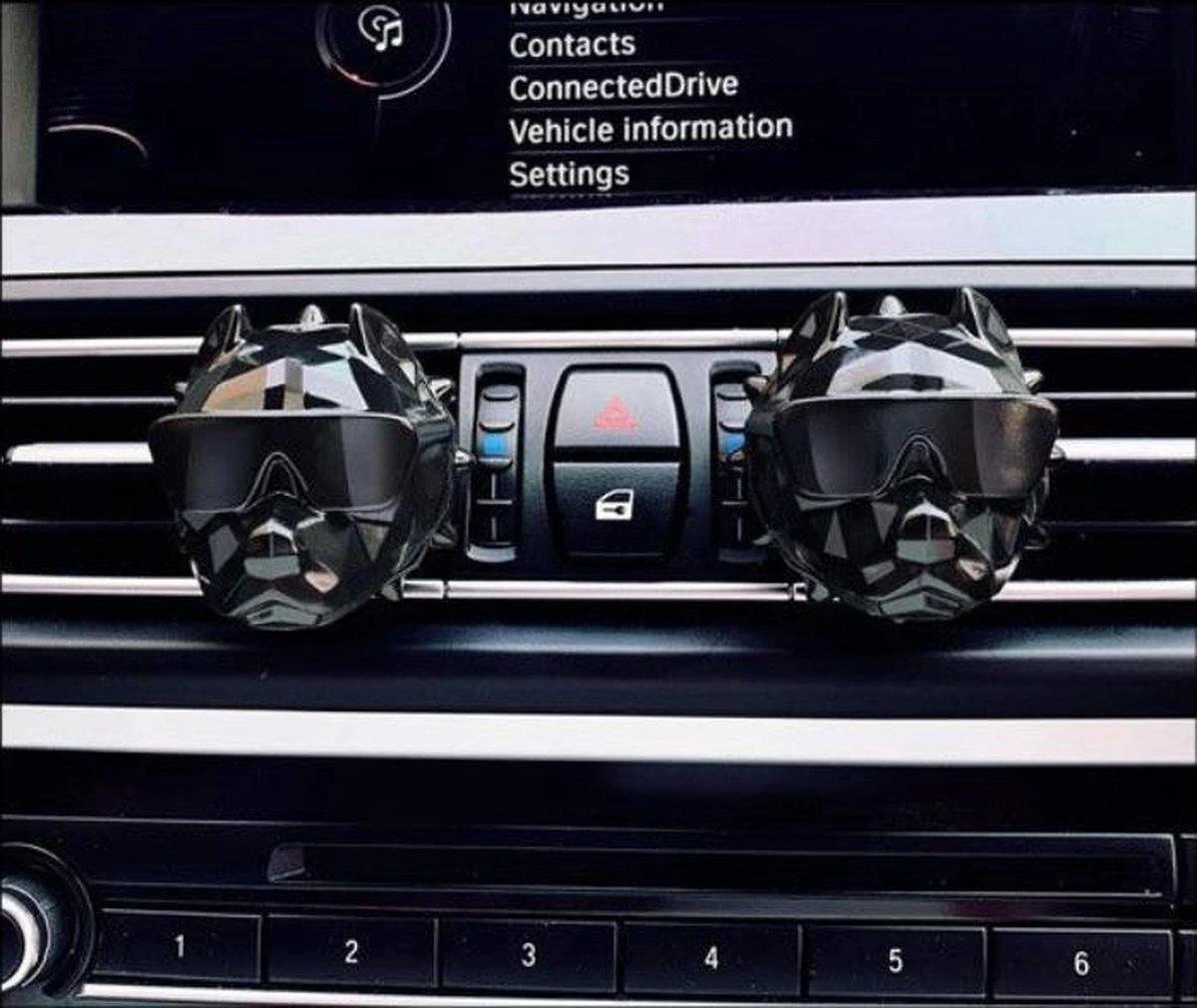 Somstyle Luxe Autoparfum - Zoete Geur Auto - Luchtverfrisser – Bulldog 11 Somstyle Luxe Autoparfum - Zoete Geur Auto - Luchtverfrisser – Bulldog - Afbeelding 11