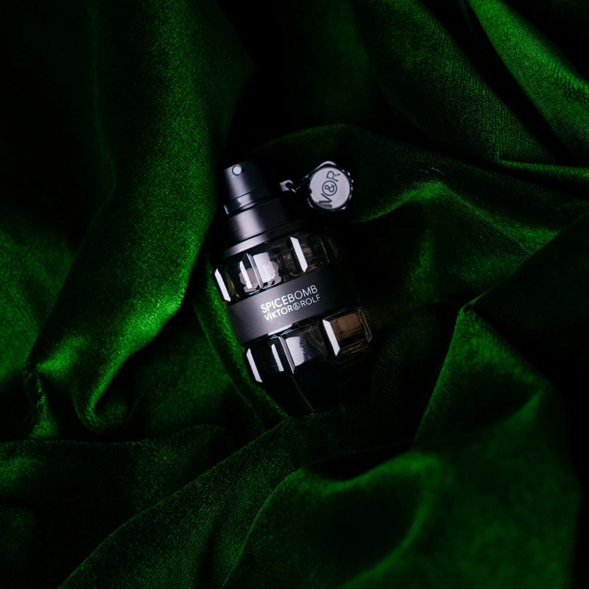 Viktor & Rolf Spicebomb 50 Ml - Eau De Toilette - Herenparfum 5 Viktor & Rolf Spicebomb 50 Ml - Eau De Toilette - Herenparfum - Afbeelding 5