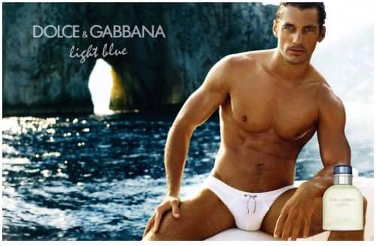 Dolce & Gabbana Light Blue Pour Homme 200 Ml - Eau De Toilette - Herenparfum 13 Dolce & Gabbana Light Blue Pour Homme 200 Ml - Eau De Toilette - Herenparfum - Afbeelding 13