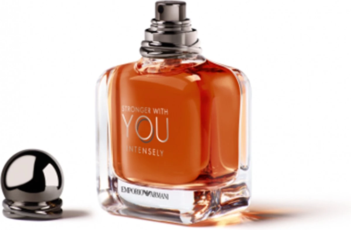 Giorgio Armani Stronger With You Intensely 100 Ml - Eau De Parfum - Herenparfum - Top Geuren Voor Heren - Perfecte Cadeau Voor Heren - Een Gedurfde, Amber Herengeur Van Emporio Armani - Cadeautip Verjaardag, Een Bedankje, Pasen, Vaderdag 2 Giorgio Armani Stronger With You Intensely 100 Ml - Eau De Parfum - Herenparfum - Top Geuren Voor Heren - Perfecte Cadeau Voor Heren - Een Gedurfde, Amber Herengeur Van Emporio Armani - Cadeautip Verjaardag, Een Bedankje, Pasen, Vaderdag - Afbeelding 2