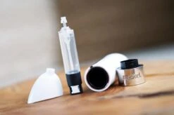 Eau De Parfum Ma Vie Pour Femme Hugo Boss 5ml + Reload Navulbare Verstuiver 23 Eau De Parfum Ma Vie Pour Femme Hugo Boss 5ml + Reload Navulbare Verstuiver -Parfum Speciaal Winkel 1200x797 1