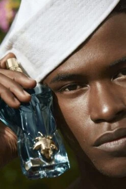 Jean Paul Gaultier Le Beau - 75 Ml - Eau De Toilette Spray - Herenparfum -Parfum Speciaal Winkel 803x1200 4